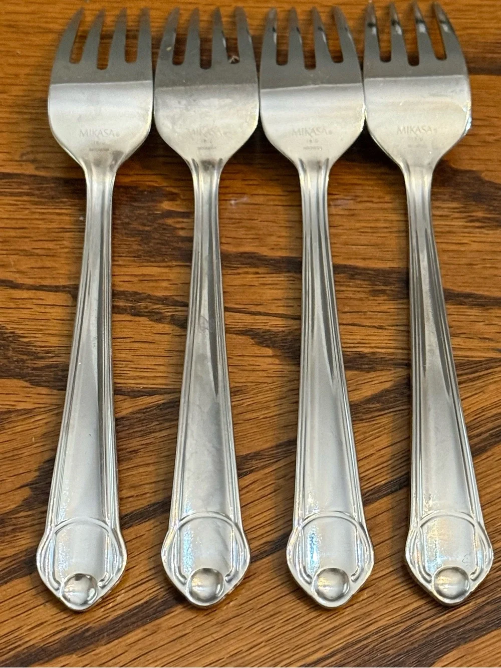 4 Mikasa CLASSICO SATIN Salad Forks Stainless Steel Flatware 7 1/4”